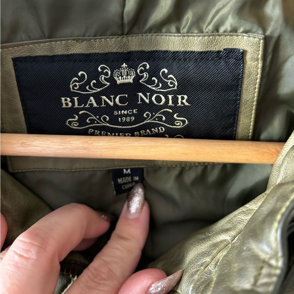 Faux Leather Women’s Fall Jacket - Picture 2 of 6